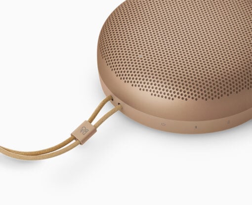 B&O Beosound A1 3.gen - Bluetooth højttaler - Honey Tone - Detail 2
