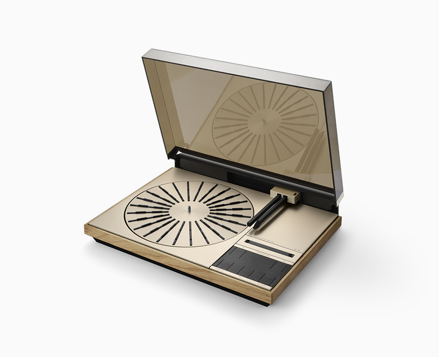 Beogram 4000C Recreated Bespoke EDT Gold Natural Oak