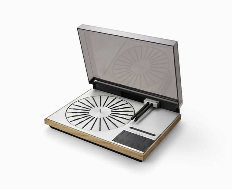 Beogram 4000c - Fully Recreated - Bang & Olufsen | BCOPENHAGEN