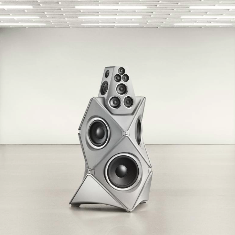 Beolab 90 hoejttalere synlige - B&O