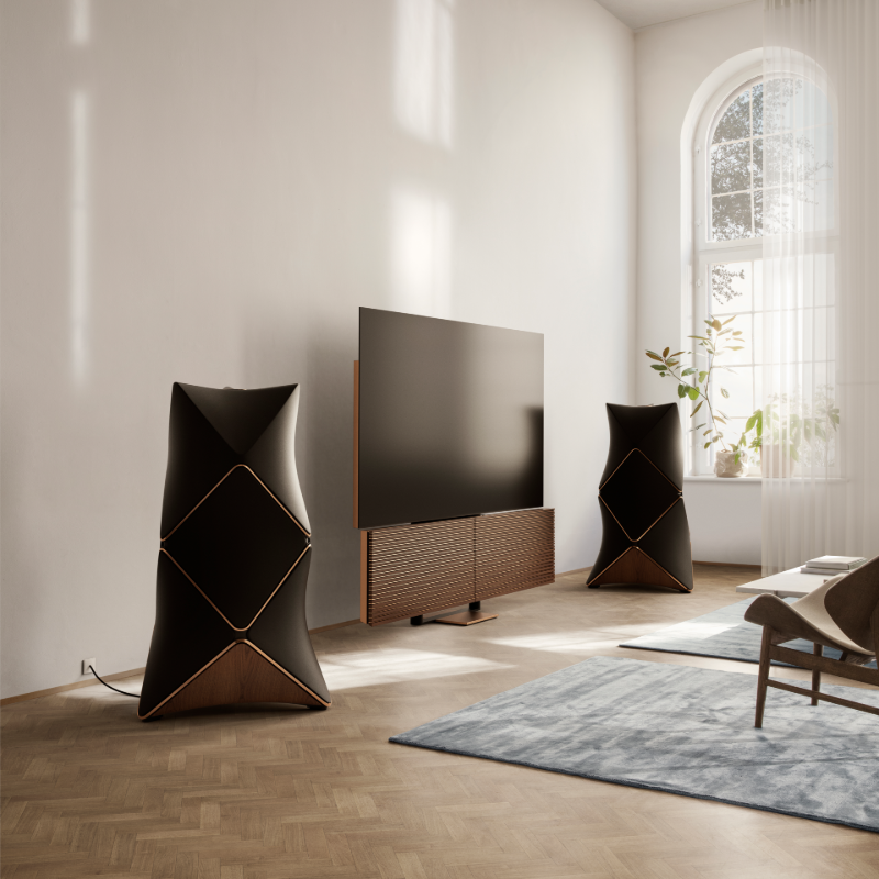 Beolab 90 i stuen - B&O
