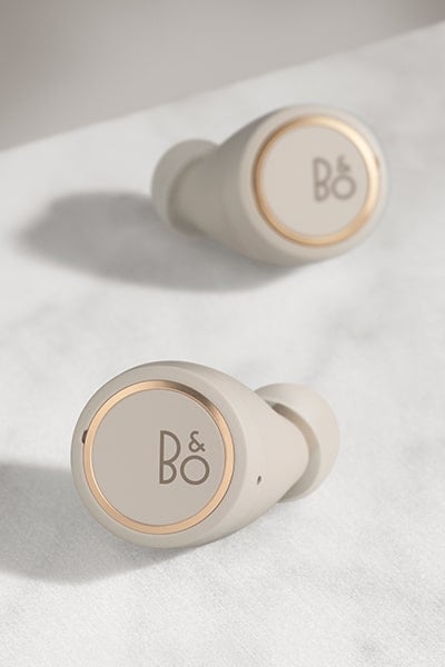 Beoolay E8 Earphones - Gold Tone - Detalje