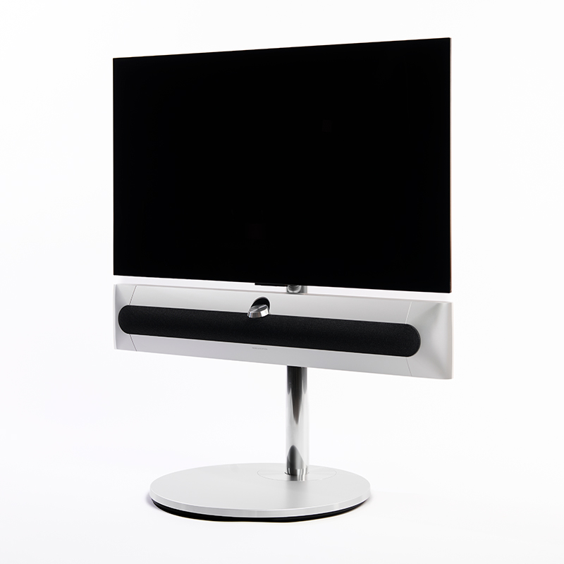 Beosound Premiere Bang Olufsen med LG OLED TV fra siden